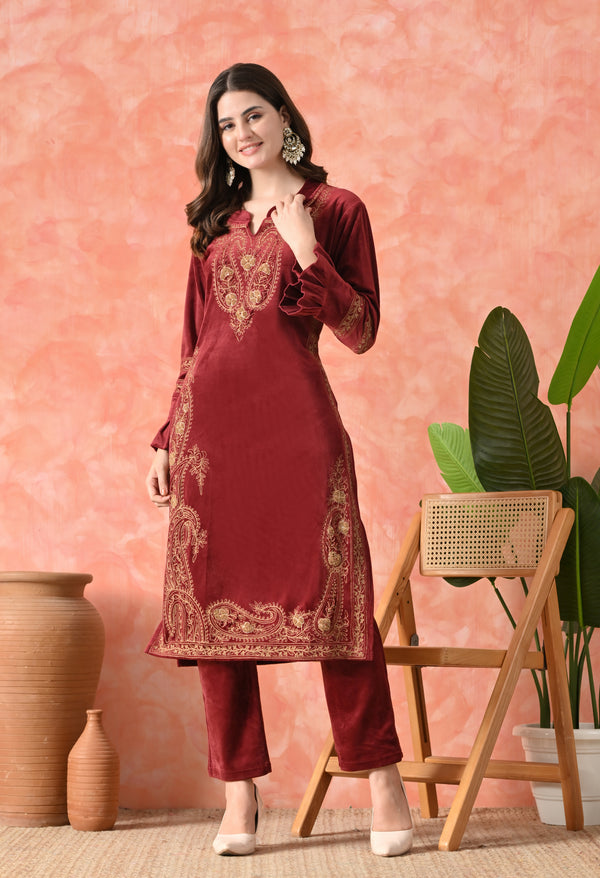 Elegant Off Red Velvet Charm Suit