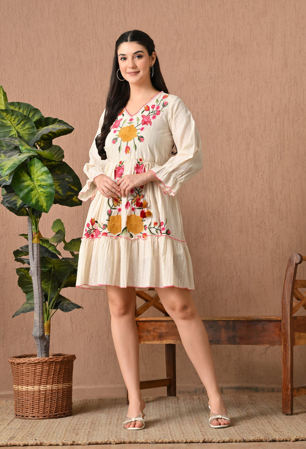 Elegant Off-White Frock Delight
