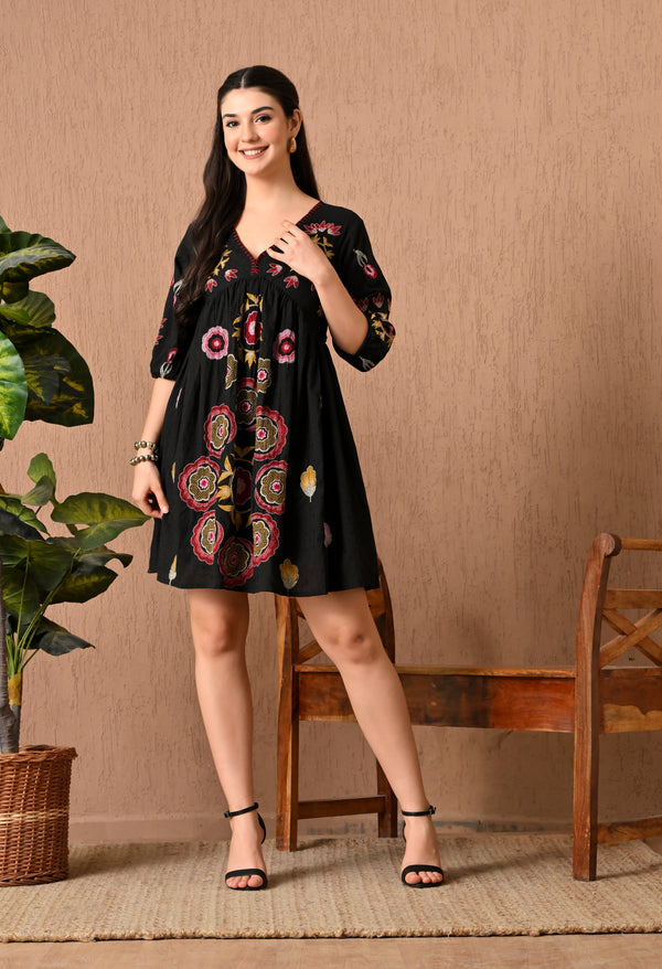 Stylish Black Midi Frock Delight
