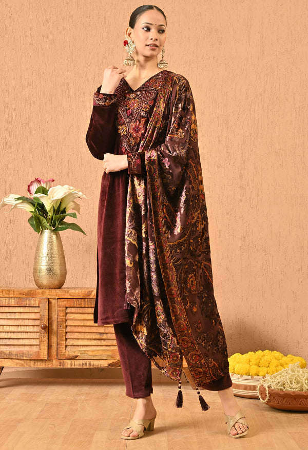 Velvet Pearl Wine Elegance